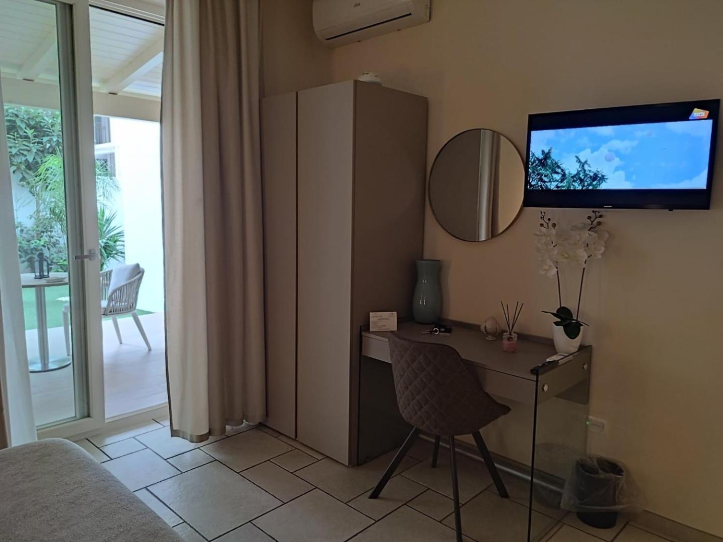 Lux Suite Taranto Dış mekan fotoğraf